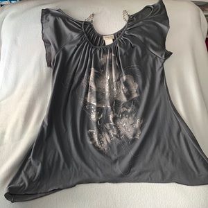 California girlz floral cold shoulder top with tapered bottom and chain straps.